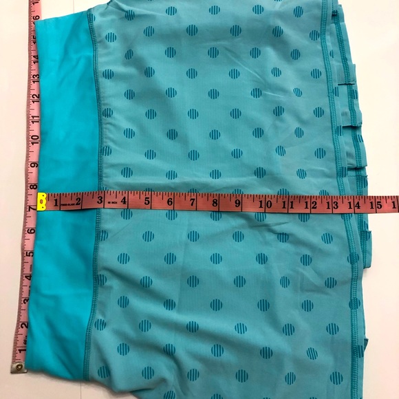 lululemon athletica Dresses & Skirts - Lululemon 8 T Pace Setter Skirt Blue Polka Dots